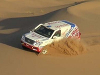 【ダカール14】トヨタ車体、3年ぶりの王座奪還を目指し、バイオディーゼル2台体制で参戦 画像