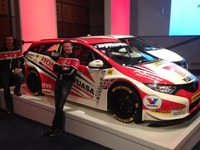 ホンダ シビック ツアラー にBTCCレーサー、実車を公開 画像