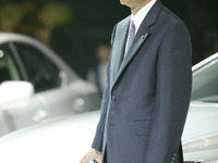 【新聞ウォッチ】“嵐を呼ぶ男”渡辺トヨタ新社長が「レクサス」を披露 画像