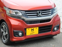 【ホンダ N-WGN カスタム 試乗】思わずのけぞりそうなるハンドリングのよさ…岩貞るみこ 画像