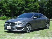 【メルセデスベンツ CLA 試乗】デザイン優先の4ドアはパワートレーンの制御も進化…松下宏 画像