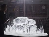 ポルシェ パナメーラ、氷細工で表現［動画］ 画像