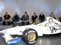 ミシュランがF1参戦公式発表会---集まった顔、顔、顔 画像