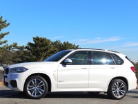 【BMW X5 新型 発売】スポーティさを先代よりも強調したエクステリアデザイン 画像