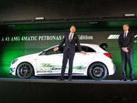 【東京オートサロン14】初出展のベンツ日本はAMG中心に17台、6200馬力の展示 画像