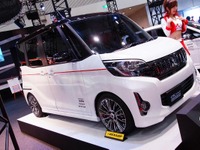 【東京オートサロン14】三菱 eKスペース U-tone style…発売前からカスタマイズ［詳細画像］ 画像