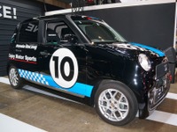 【東京オートサロン14】ホンダ ”軽自動車”でワンメイクレース開催…参戦車両を展示 画像