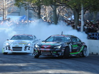 【東京オートサロン14】華やかなる路上の舞…D1デモラン 追走［写真蔵］ 画像