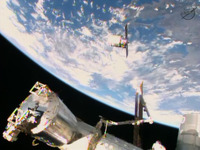 シグナス補給船 国際宇宙ステーションに予定通り結合 画像