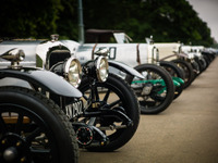 アストンマーティン100周年をウェブ＆イヤーブックで振り返る 画像