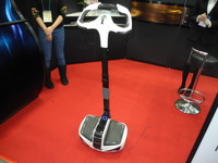 【ライティングジャパン14】ウィングレットに似た次世代体感電動二輪車が中国で人気 画像