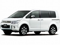 三菱、デリカD:5 ディーゼルモデルに特別仕様車…本革シートなど装備 画像
