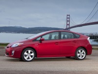 トヨタ、業界未踏の1000万台突破へ 画像