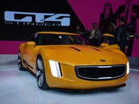 【デトロイトモーターショー14】韓国キアのFRスポーツ、GT4 スティンガー…市販版はトヨタ86やマツダロードスターを意識 画像