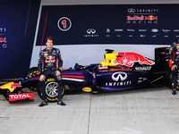 【F1】王者レッドブル、2014年型の「RB10」発表 画像