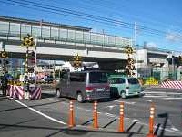 阪急洛西口駅付近、上り線高架化で踏切遮断時間が4割減少 画像