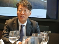 【インタビュー】ベンツ日本 上野社長「2ケタ増を3年連続でやりたい」 画像