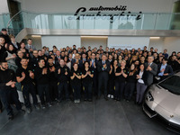 アウトモビリ・ランボルギーニ 新卒も雇用拡大、従業員1000人超える 画像