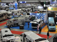 【ジャパンキャンピングカーショー14】約300台のキャンピングカーを展示 画像