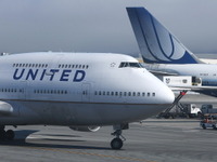 ユナイテッド航空、特別費用を除く純利益が2億9800万ドル…2013年10-12月期決算 画像