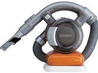 ブラック・アンド・デッカー、車内清掃などに便利なコードレス掃除機を発売 画像