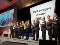 VWセールスマスター日本一は2.25日に1台新車を売る…VWアワード開催 画像