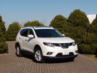 【日産 エクストレイル 試乗】売れ筋の本格派SUVらしい先進機能や使い勝手…松下宏 画像