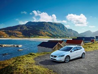 【ジュネーブモーターショー14】ボルボ、最新 オーシャンレースエディション を発表…V40 や XC60 など4車種 画像
