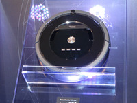 裏側が進化…吸引力5倍、iRobot「ルンバ800シリーズ」登場 画像