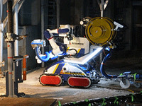 三菱重工、遠隔作業ロボットを福島第一原発に投入…除染やサンプリングを実施 画像