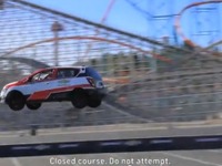 シボレー ソニック、ギネス新記録達成の瞬間…逆走ジャンプで27m 超え［動画］ 画像