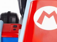 『マリオカート7』に登場するマリオのカートを再現した子供用電動カートが英国で発売決定 画像