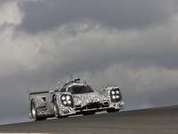 【ジュネーブモーターショー14】ポルシェ、919ハイブリッド を初公開 画像