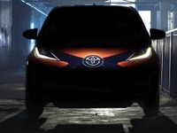 【ジュネーブモーターショー14】トヨタ アイゴ 新型、画像がリーク…表情は「X」字 画像