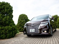 【日産ミニバン3兄弟への10の質問】Q.2 走りの評価高いエルグランド、モデルチェンジでどう変わった? 画像