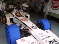 【ホンダF1ストーキング】BARが南アフリカでテスト、暑い…… 画像