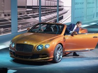 【ジュネーブモーターショー14】ベントレーの量産車で最速、2014年型 コンチネンタル GTスピード を初公開 画像