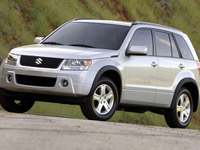 スズキSUVにXMサテライト 画像