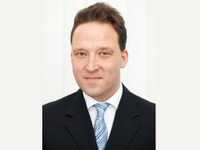 ランクセス、メルクのツァハトCFOが4月1日付けでCEOに就任 画像