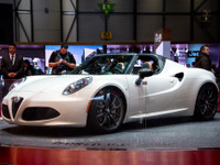 【ジュネーブモーターショー14】アルファロメオ 4Cにオープン コンセプト［詳細画像］ 画像