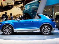 【ジュネーブモーターショー14】VW T-ROC、ゴルフベースのクロスオーバーが登場［詳細画像］ 画像