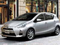 【e燃費アワード2013-2014】ハイブリッド車部門…トヨタ・ホンダ対決、アクアが制す 画像