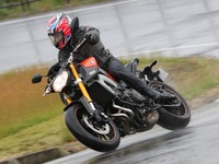【ヤマハ MT-09 試乗】スポーツバイクの理想形に挑む…和歌山利宏 画像