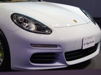 【ポルシェ パナメーラS E-ハイブリッド 発売】モータースポーツ直結のポルシェ版PHV 画像