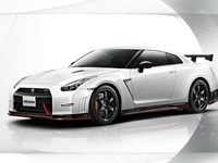 日産 GT-R NISMO、米国価格公表…ポルシェ 911ターボ を超えた 画像