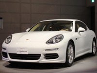 【ポルシェ パナメーラS E-ハイブリッド 発売】ハイブリッド技術を目からも実感 画像