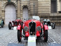 ジャパン・クラシック・オートモービル2014開催…道路元標のある日本橋にクラシックカーが集合 画像