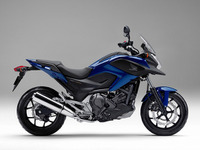 ホンダ、NC750シリーズにETC車載器とグリップヒーター装備モデルを設定 画像