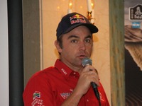 【ダカールラリー15】「タイヤを背負って…」「その車俺だったらもっと速い」…出場者が本音トーク 画像