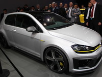【北京モーターショー14】VW ゴルフR 400、公式発表…史上最強のゴルフは400ps 画像